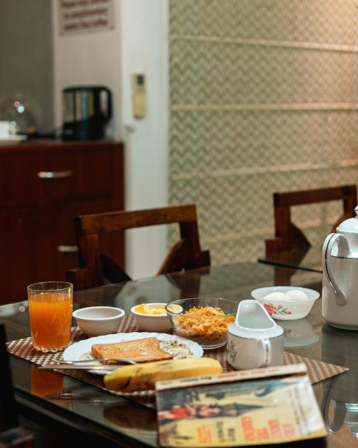 ทรี ออฟ ไลฟ์ เบดแอนด์เบรคฟาสต์ Bed & Breakfast นิวเดลี ภายนอก รูปภาพ